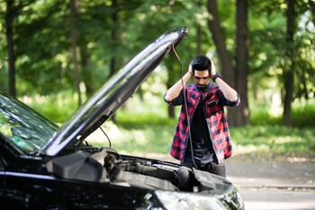 Mobile Car Battery Services by Fresno Mobile Truck & Car